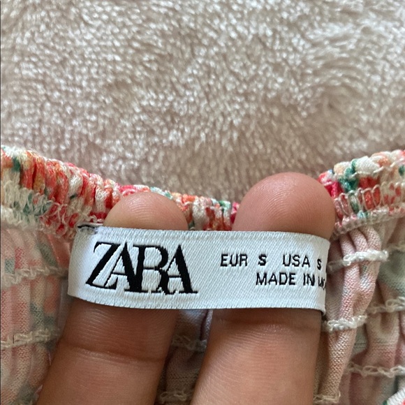 ZARA floral cinched flutter sleeve crop top - Picture 7 of 9